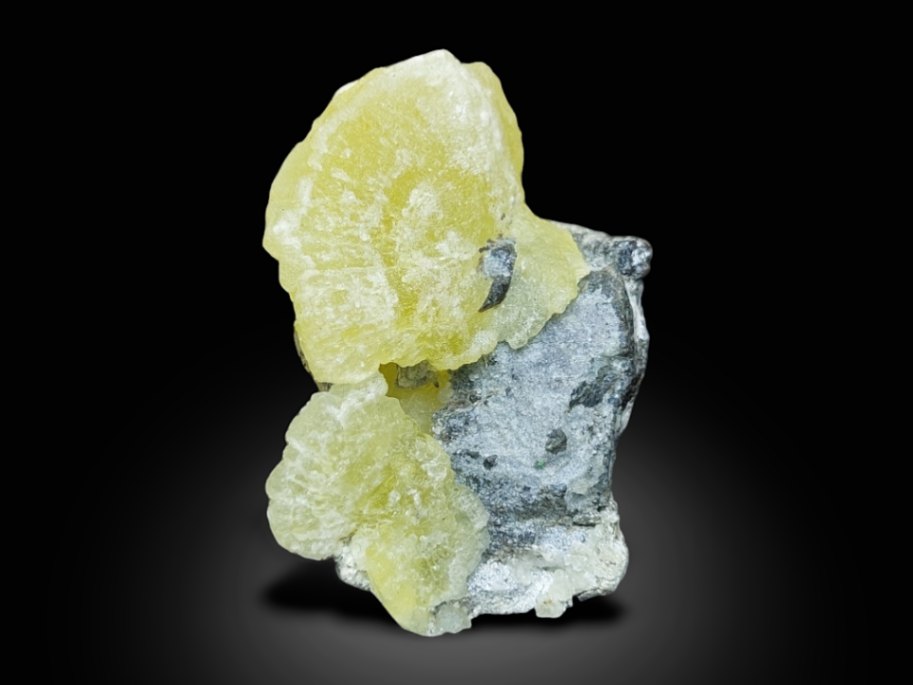 16 gram Brucite Specimen from Killa Saifullah District, Balochistan, Pakistan