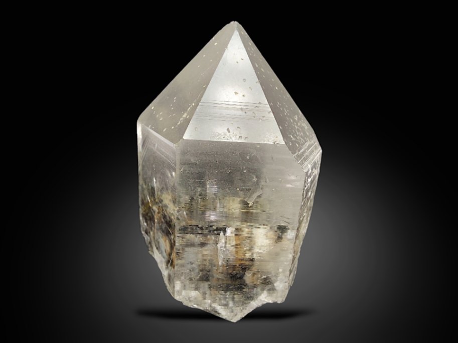 Pure Clear Quartz Crystal: Stunning Specimen from Skardu, Gilgit-Baltistan, Pakistan