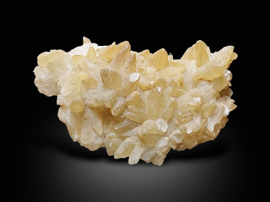 Auction For Exquisite Calcite Specimen - Stunning Natural Beauty from Balochistan, Pakistan
